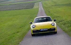 Cars wallpapers Porsche 911 Carrera Coupe (Racing Yellow) - 2019
