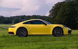 Cars wallpapers Porsche 911 Carrera Coupe (Racing Yellow) - 2019