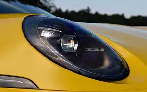 Cars wallpapers Porsche 911 Carrera Coupe (Racing Yellow) - 2019