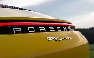Cars wallpapers Porsche 911 Carrera Coupe (Racing Yellow) - 2019