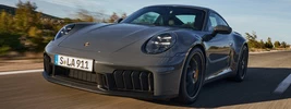 Porsche 911 Carrera GTS - 2024