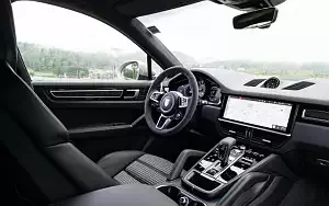 Cars wallpapers Porsche Cayenne S Coupe (Crayon) - 2019