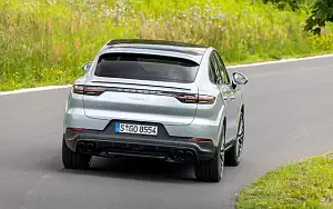 Cars wallpapers Porsche Cayenne S Coupe (Dolomite Silver Metallic) - 2019