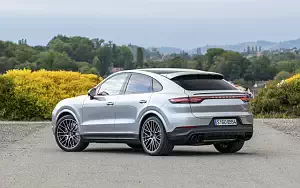 Cars wallpapers Porsche Cayenne S Coupe (Dolomite Silver Metallic) - 2019