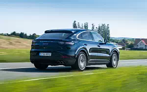 Cars wallpapers Porsche Cayenne S Coupe (Moonlight Blue Metallic) - 2019