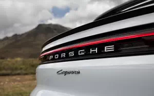 Cars wallpapers Porsche Cayenne E-Hybrid Coupe - 2023