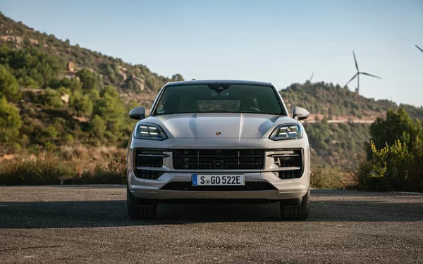 Cars wallpapers Porsche Cayenne S E-Hybrid Coupe SportDesign Package - 2023