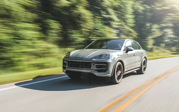 Cars wallpapers Porsche Cayenne GTS Coupe - 2024