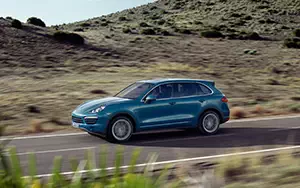 Cars wallpapers Porsche Cayenne Diesel - 2010