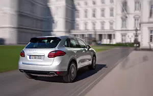 Cars wallpapers Porsche Cayenne Diesel - 2010