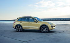 Cars wallpapers Porsche Cayenne S - 2010