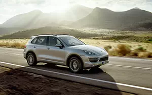 Cars wallpapers Porsche Cayenne - 2010