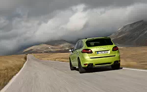 Cars wallpapers Porsche Cayenne GTS - 2012