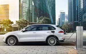 Cars wallpapers Porsche Cayenne S E-Hybrid - 2014