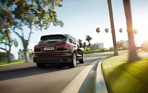 Cars wallpapers Porsche Cayenne - 2014