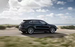 Cars wallpapers Porsche Cayenne - 2017