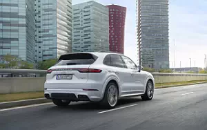 Cars wallpapers Porsche Cayenne E-Hybrid Sport Design Package - 2018