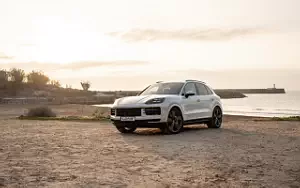 Cars wallpapers Porsche Cayenne S E-Hybrid (Carrara White Metallic) - 2023