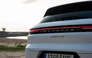 Cars wallpapers Porsche Cayenne S E-Hybrid (Carrara White Metallic) - 2023