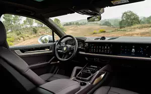Cars wallpapers Porsche Cayenne S E-Hybrid (Carrara White Metallic) - 2023