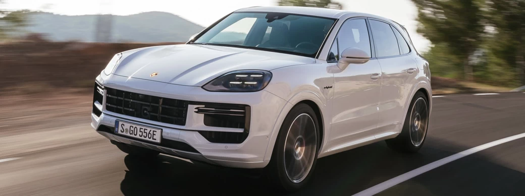 Cars wallpapers Porsche Cayenne Turbo E-Hybrid (Carrara White Metallic) - 2023 - Car wallpapers