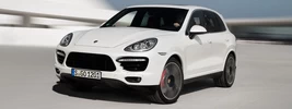 Porsche Cayenne Turbo S - 2012