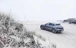 Cars wallpapers Porsche Macan Turbo - 2014