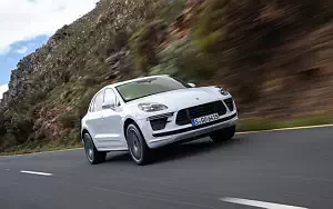 Cars wallpapers Porsche Macan Turbo (Carrara White Metallic) - 2019