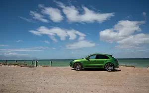 Cars wallpapers Porsche Macan Turbo (Mamba Green Metallic) - 2019