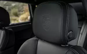 Cars wallpapers Porsche Macan T (Gentian Blue Metallic) - 2022
