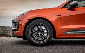 Cars wallpapers Porsche Macan T (Papaya Metallic) - 2022