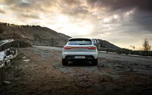 Cars wallpapers Porsche Macan T (Pure White) - 2022