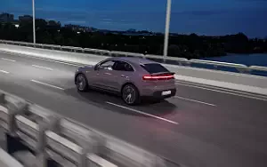 Cars wallpapers Porsche Macan 4 - 2024