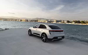 Cars wallpapers Porsche Macan Turbo (Ice Grey Metallic) - 2024