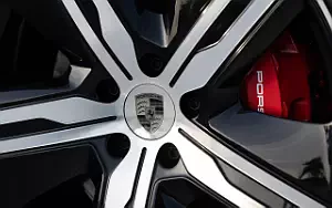 Cars wallpapers Porsche Macan Turbo (Ice Grey Metallic) - 2024