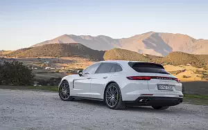 Cars wallpapers Porsche Panamera Turbo S E-Hybrid Sport Turismo (Carrara White Metallic) - 2017