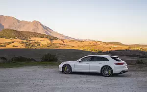 Cars wallpapers Porsche Panamera Turbo S E-Hybrid Sport Turismo (Carrara White Metallic) - 2017