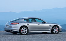 Cars wallpapers Porsche Panamera Turbo - 2009