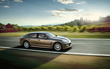 Cars wallpapers Porsche Panamera 4 - 2010