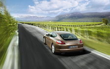 Cars wallpapers Porsche Panamera 4 - 2010