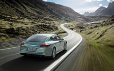 Cars wallpapers Porsche Panamera Diesel - 2011