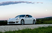 Cars wallpapers Porsche Panamera Diesel - 2011