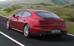 Cars wallpapers Porsche Panamera 4 - 2013