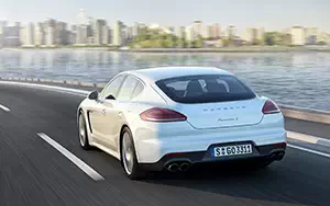 Cars wallpapers Porsche Panamera S E-Hybrid - 2013