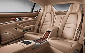 Cars wallpapers Porsche Panamera Turbo Executive - 2013