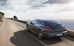 Cars wallpapers Porsche Panamera Turbo S - 2013