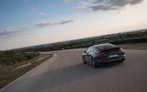 Cars wallpapers Porsche Panamera Turbo S E-Hybrid - 2017