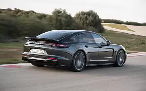 Cars wallpapers Porsche Panamera Turbo S E-Hybrid - 2017