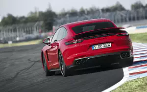 Cars wallpapers Porsche Panamera GTS - 2018