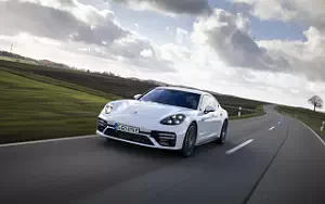 Cars wallpapers Porsche Panamera Turbo S E-Hybrid (Carrara White Metallic) - 2020